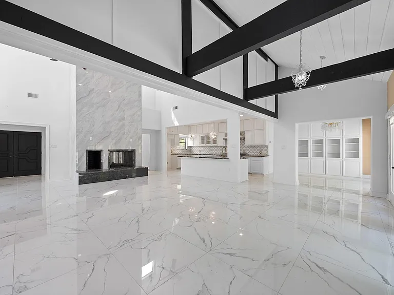 5230 Meadow Forest Dr — Photo 28