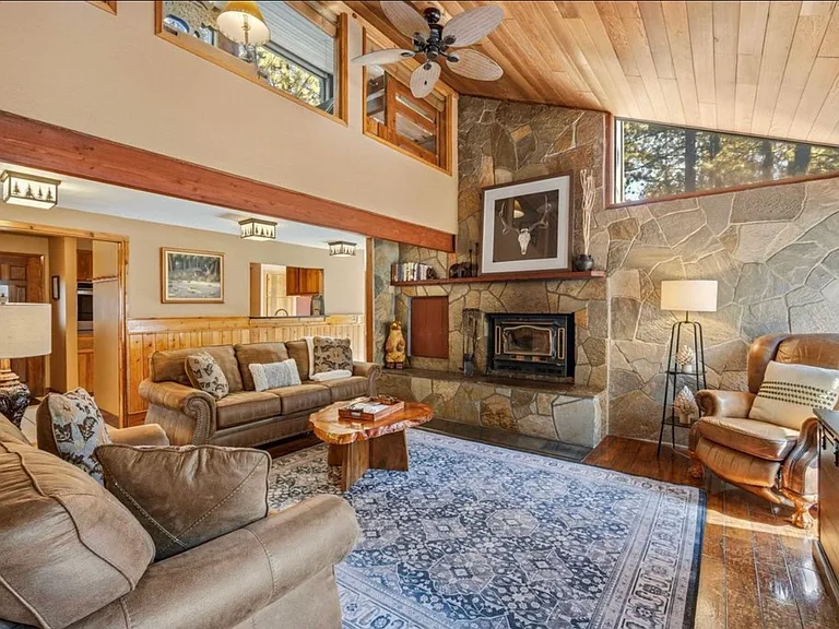 18087 E Butte Ln — Photo 8