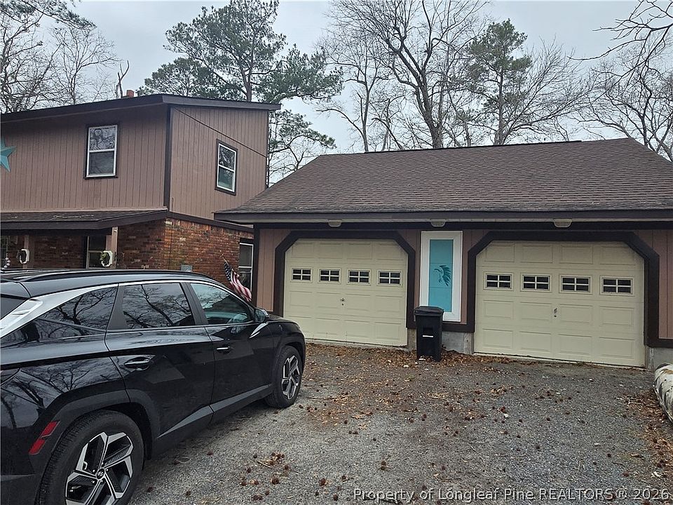 1st image of 208 Kyra Ln