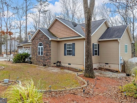 4th image of 297 Hillandale Dr