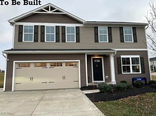 253 River Run Dr, Elyria, OH
