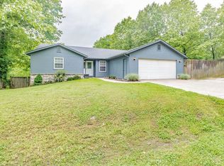 16 Salisbury Dr, Bella Vista, AR 72714