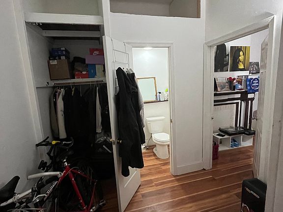 5th image of 3631 Spring Garden St #1