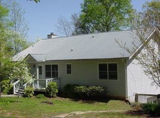 2354 Ridgeway Dr, Hiawassee, GA 30546