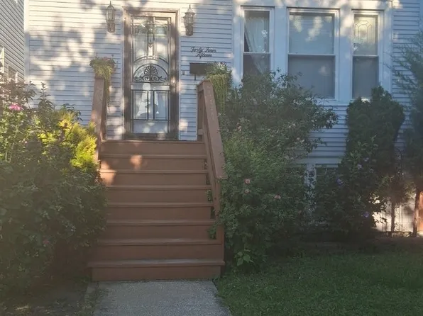 4415 S Rockwell St, Chicago, IL 60632