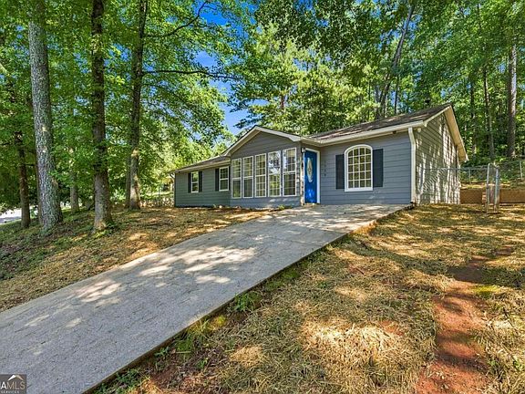 2nd image of 1338 Armstead Cir