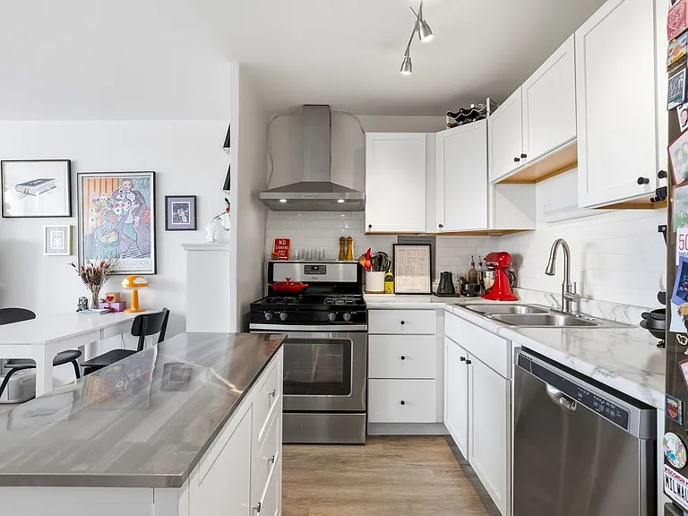 1450 E 55th Pl #624S — Photo 7