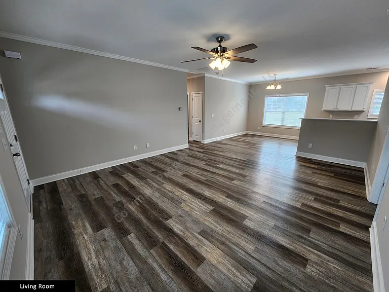 2185 Ridgeway Rd — Photo 5