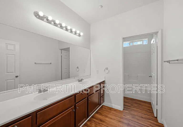 7167 Elsa Ct — Photo 29