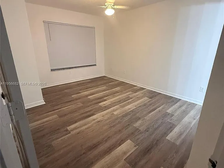 4003 Santa Maria Dr #101 — Photo 8