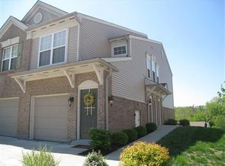 424 Breezewood Ct #304, Ludlow, KY