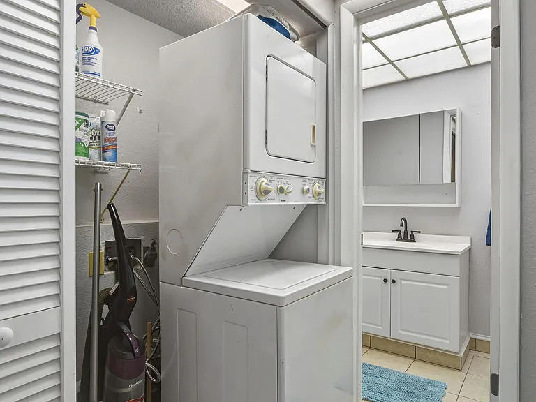 2025 Sylvester Rd #K2 — Photo 17