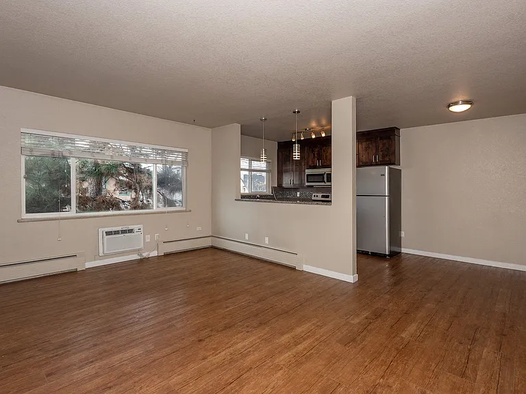 66 S Clarkson St — Photo 24