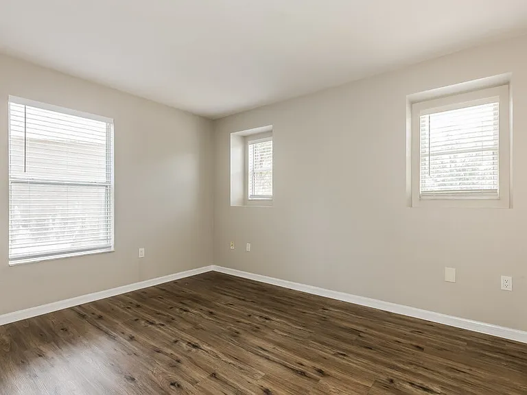 11821 Mango Cross Ct — Photo 10