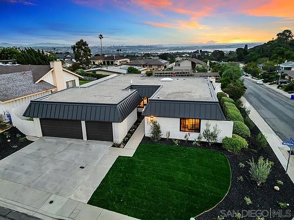 4th image of 2105 Harbour Heights Rd