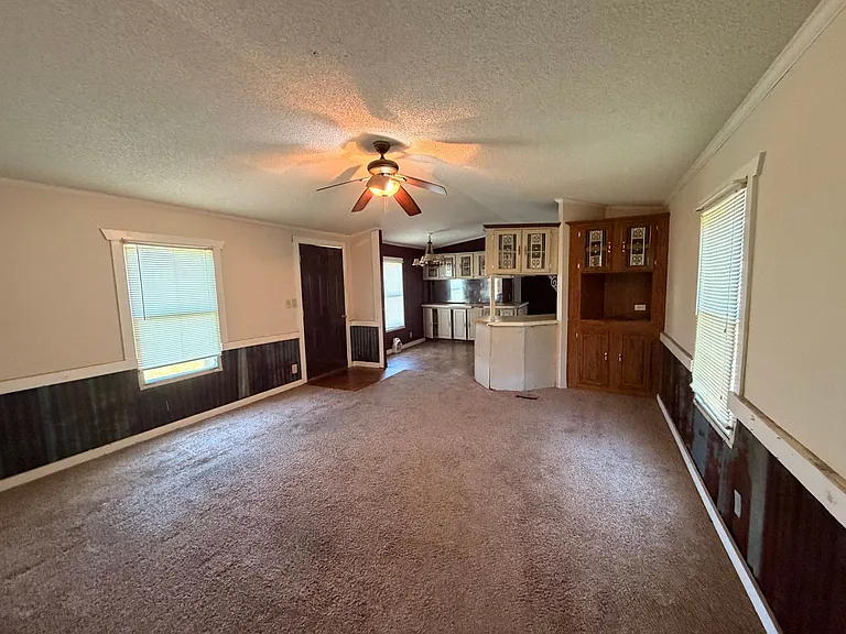 460 Crow Mountain Rd — Photo 6