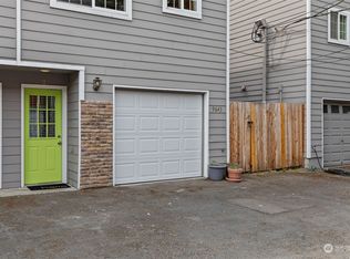 9643 28th Ave SW APT B, Seattle, WA 98126