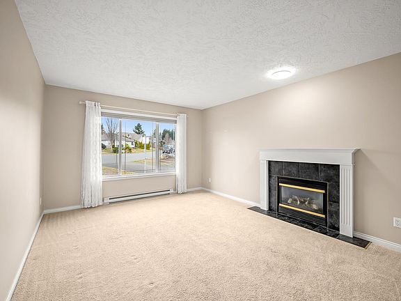 2nd image of 1291 Ridgemount Dr