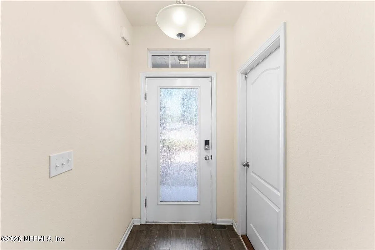 2 bed, 3.0 bath, 1442 sqft, $2,175 — Photo 4