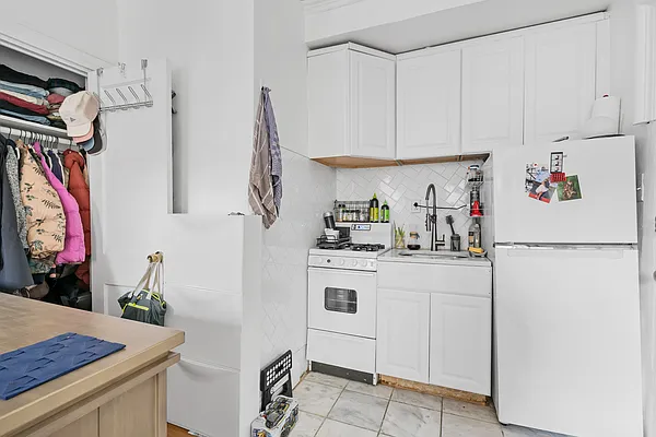 Rented by Corcoran | media 7