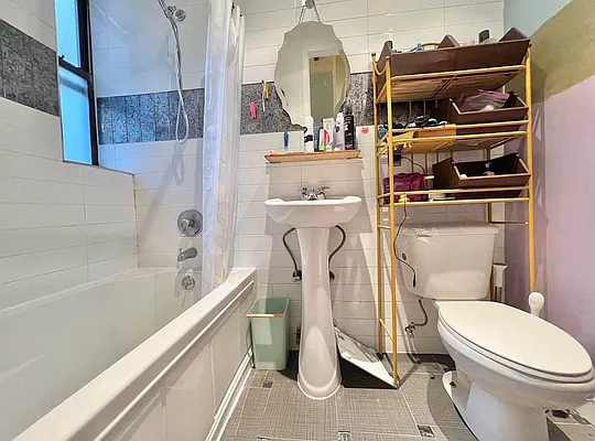 Rented by Doorway NYC, LLC | media 4