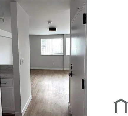 1505 S Hoover St #2 — Photo 1