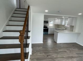 8 Washington Ave APT B, Matawan, NJ 07747