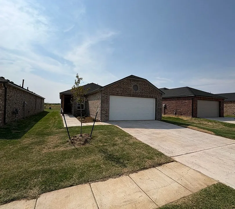 9236 NW 129th St