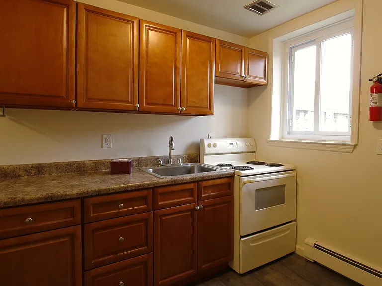 Hopewell Gardens Apartments — Photo 18