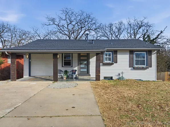 1912 Crestview Dr, Bartlesville, OK 74003