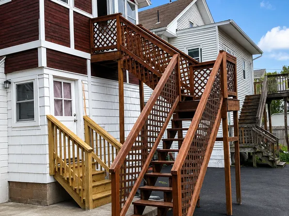 20 Taylor Ave #2, Westfield, MA 01085