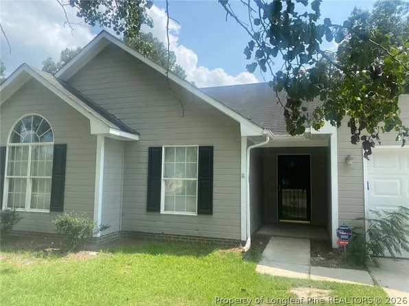 163 Independence Dr, Raeford, NC 28376