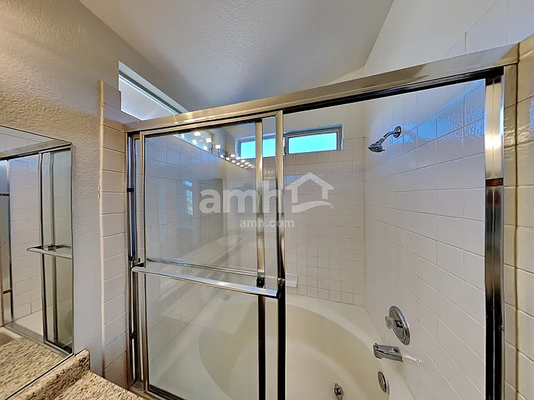 8100 Kentshire Dr — Photo 14