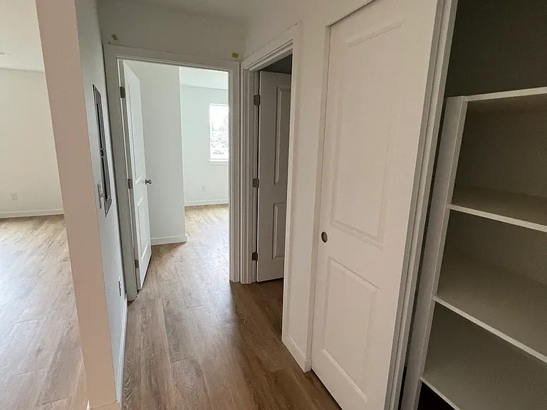 314 SW Washington Ave #102 — Photo 6