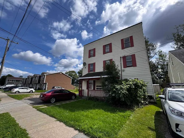 100 York St, Cape Breton, NS B1P 6B4
