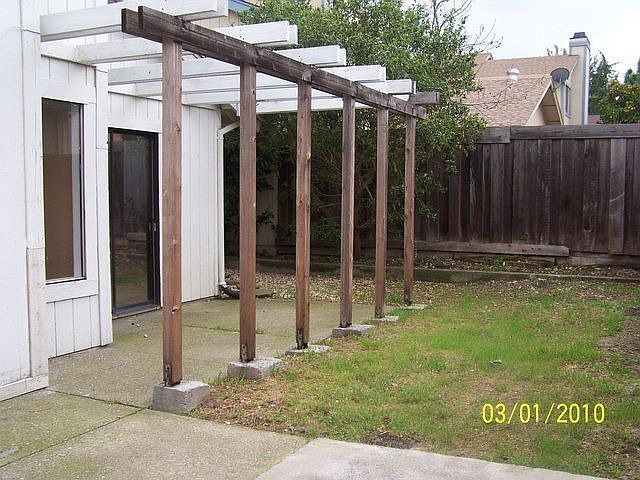 2nd image of 2204 Glenmount Dr
