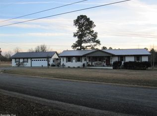 135 Longview Cir, Searcy, AR 72143