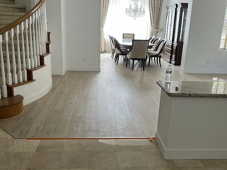2558 Carlton Pl — Photo 5