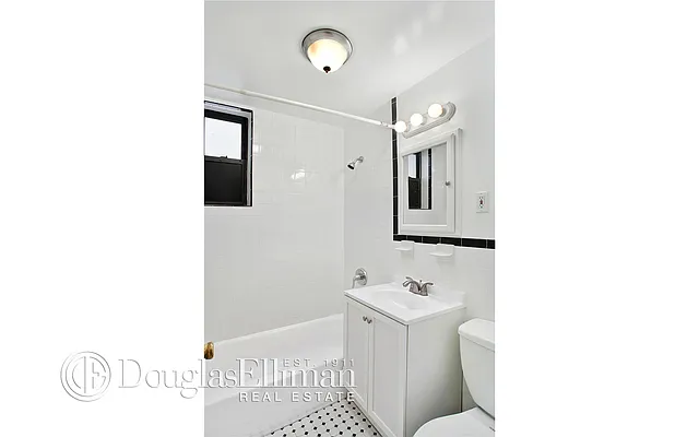 Rented by Douglas Elliman | media 14