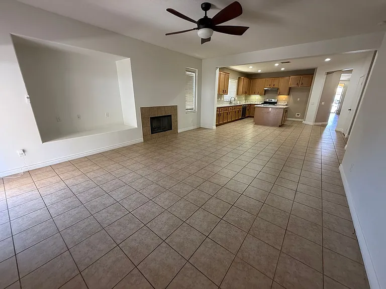 13252 Placentia St — Photo 4