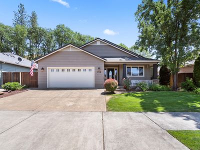 154 Glenwood Dr, Eagle Pt, OR, 97524