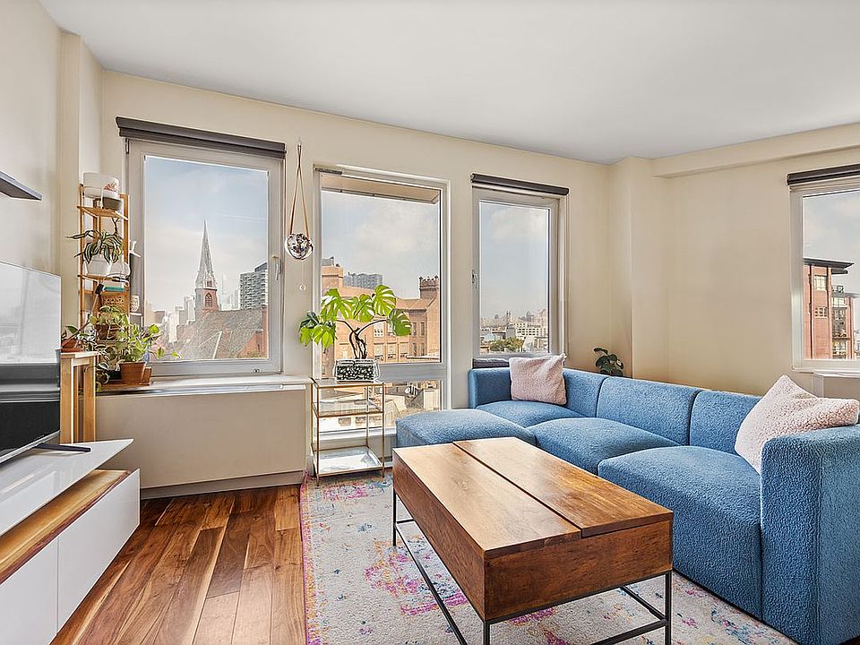 1st image of 1050 Jackson Ave APT 6A