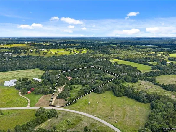 7750 Rolling Creek Rd, Burton, TX 77835