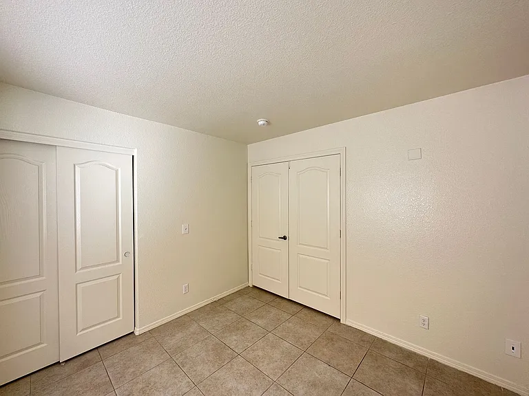 7629 Rockfield Dr — Photo 16