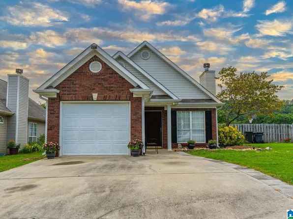 217 Hidden Creek Pkwy, Pelham, AL 35124