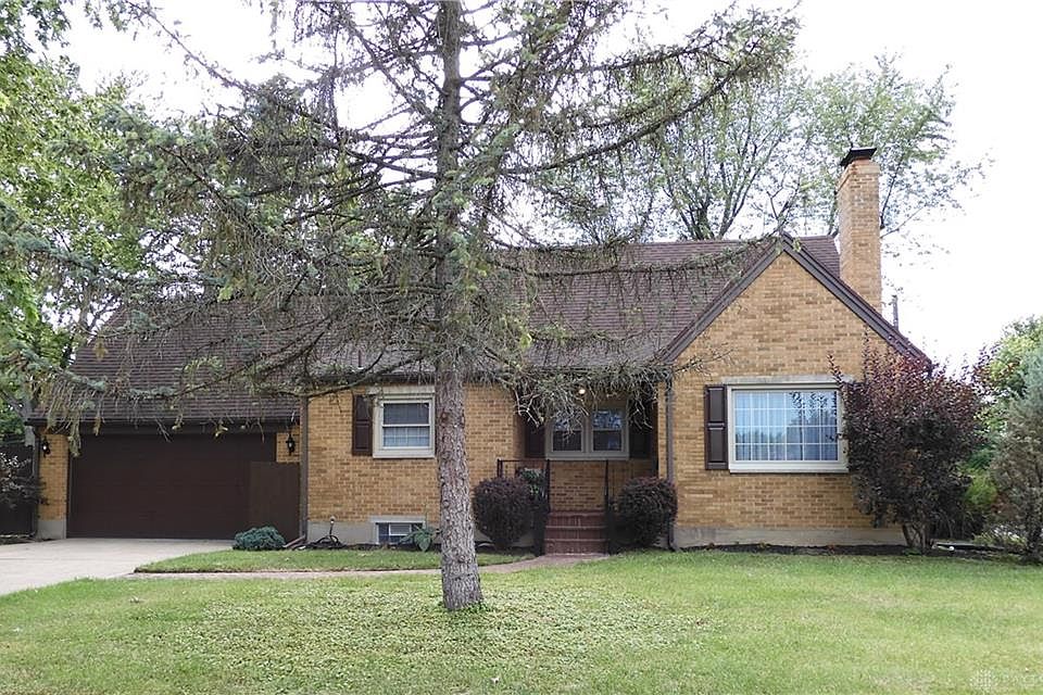 1st image of 3805 Villanova Dr