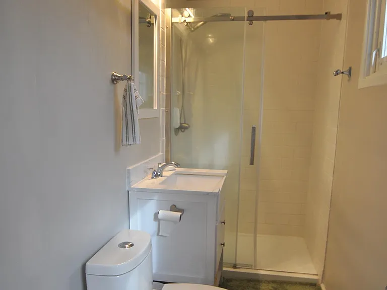 101 York Dr — Photo 23
