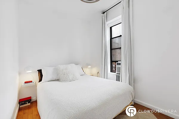 Rented by Cooper & Cooper Real Estate | media 11