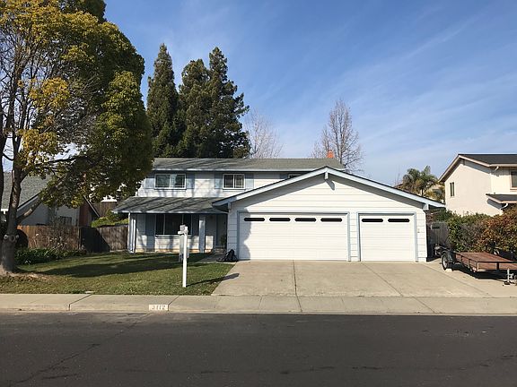 3rd image of 3112 Serra Way