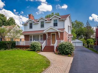 705 S Euclid Ave, Villa Park, IL